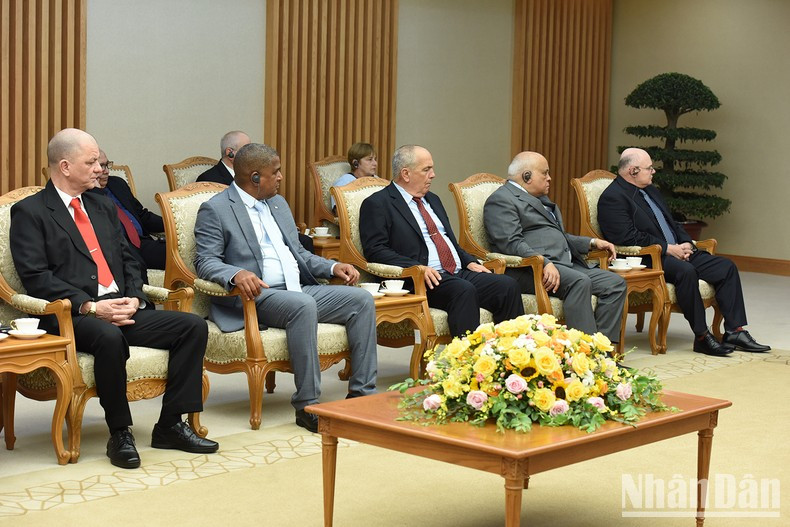 La delegación cubana. La delegación cubana.