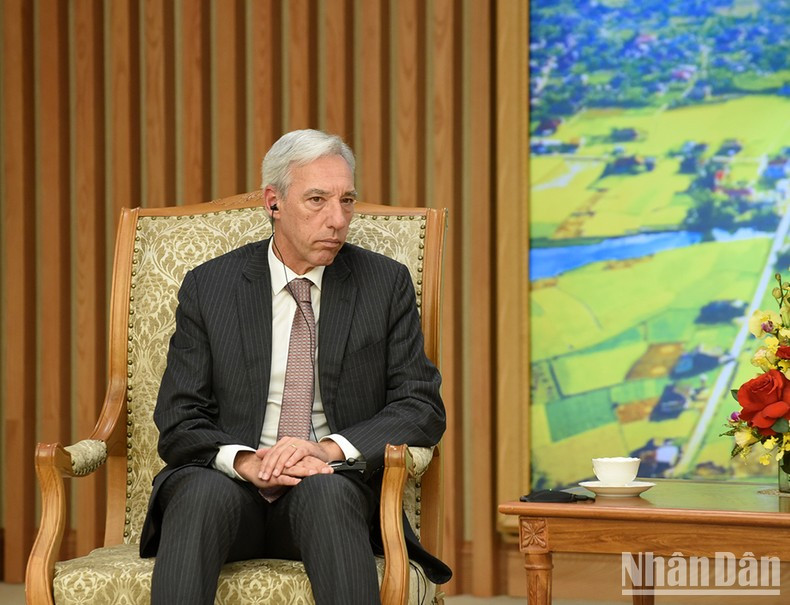 El canciller portugués Joao Gomes Cravinho habló en la cita.