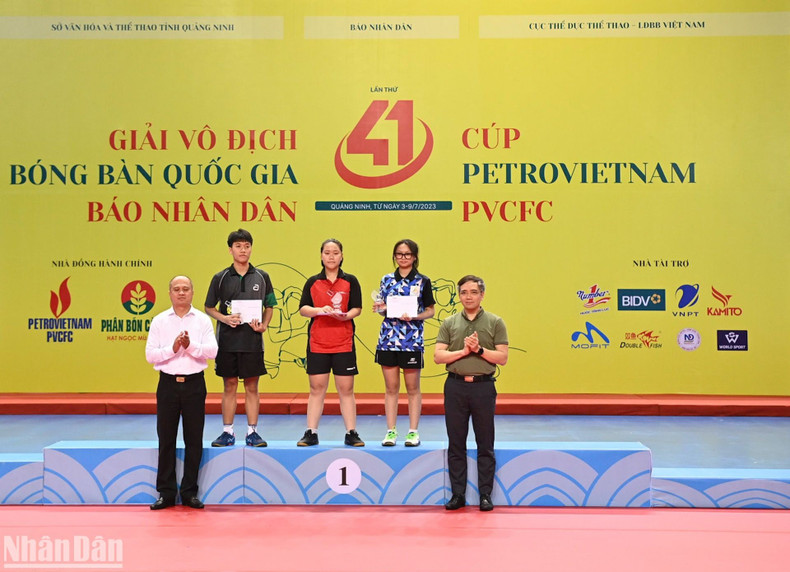 Los atletas jóvenes y prometedores.