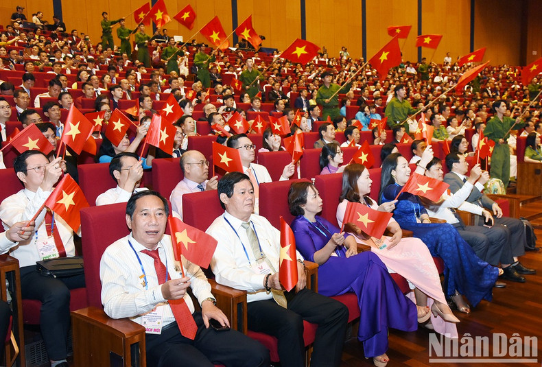 Más de 700 delegados participan en el acontecimiento. Más de 700 delegados participan en el acontecimiento.