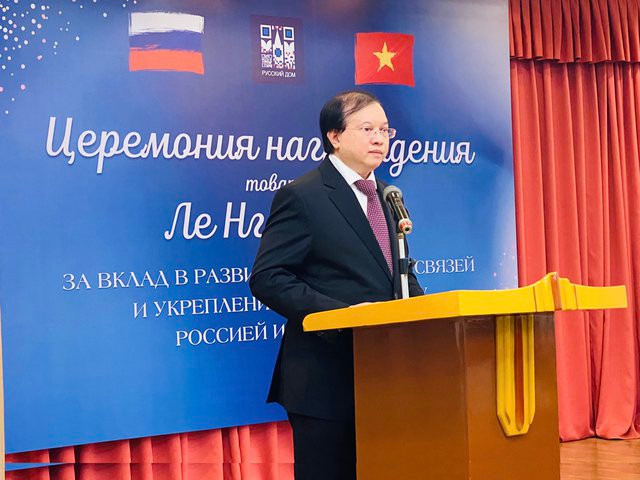 El viceministro de Cultura, Deportes y Turismo de Vietnam, Ta Quang Dong. El viceministro de Cultura, Deportes y Turismo de Vietnam, Ta Quang Dong.