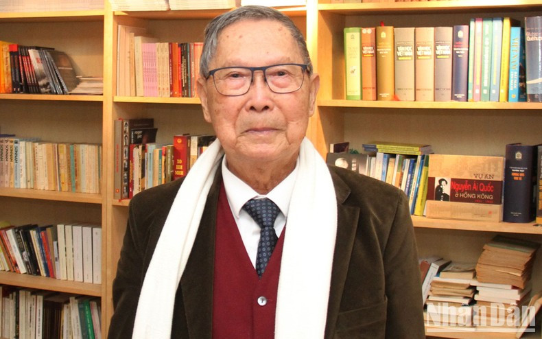 Can Van Kiet, ex vicepresidente de la Asociación de Vietnamitas en Francia.