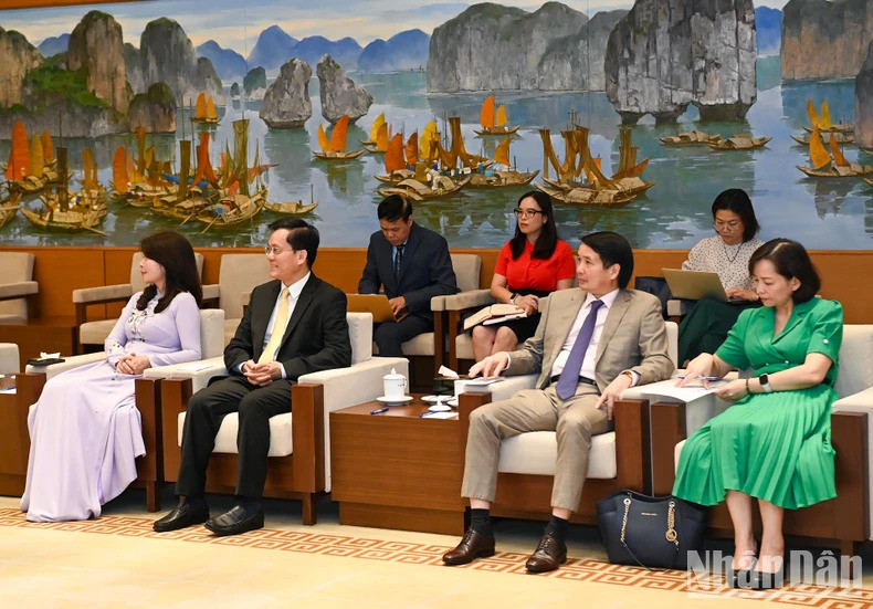 Delegados vietnamitas.