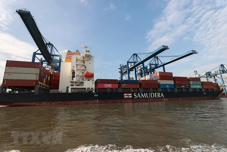 Buques portacontenedores en el puerto de Tan Cang Cat Lai. (Fotografía: VNA) Buques portacontenedores en el puerto de Tan Cang Cat Lai. (Fotografía: VNA)