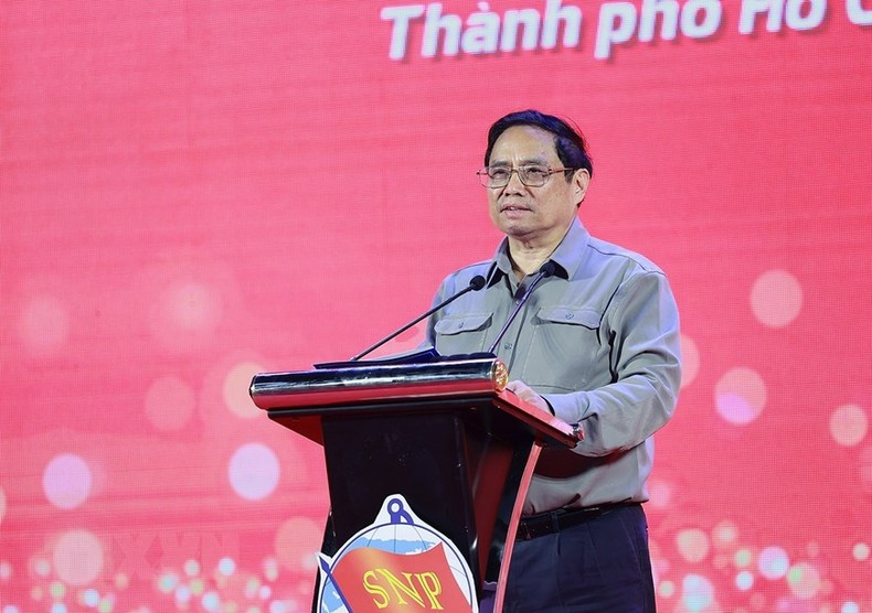 Pham Minh Chinh habla en el evento. (Fotografía: VNA) Pham Minh Chinh habla en el evento. (Fotografía: VNA)