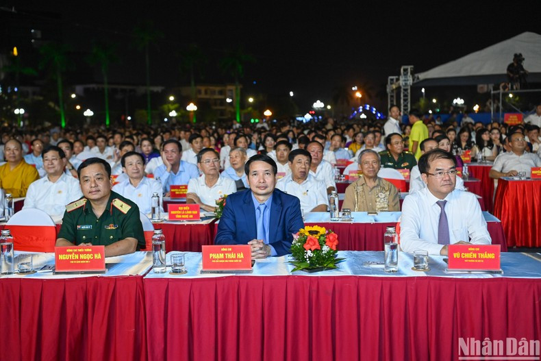 Delegados en el evento. Delegados en el evento.