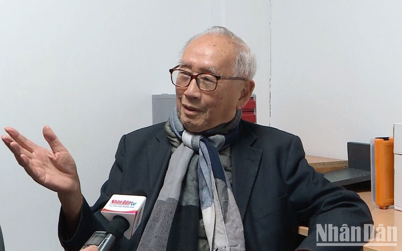 Tran Tu Nghia, ex presidente de la Asociación de vietnamitas en Francia.