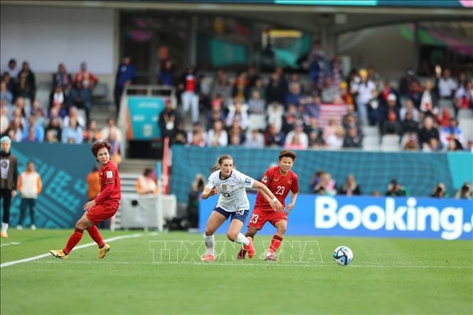 Una disputa de pelota entre las jugadoras. Foto: VNA Una disputa de pelota entre las jugadoras. Foto: VNA