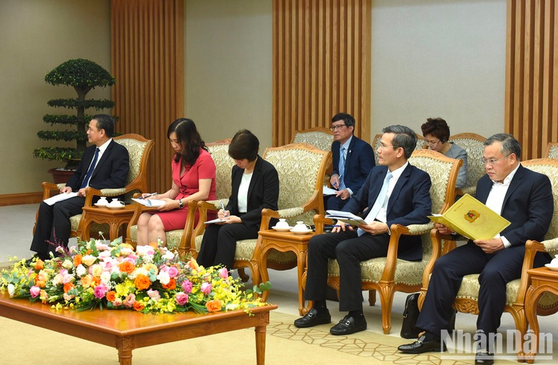 Delegados vietnamitas.