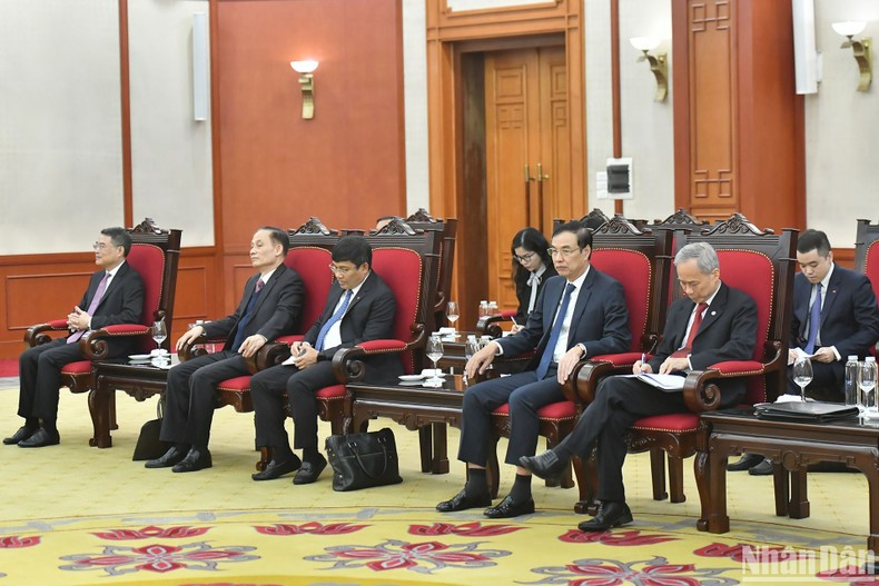 Delegados vietnamitas. Delegados vietnamitas.