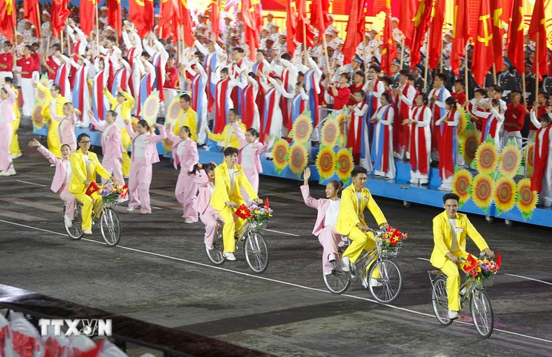 Un bloque de la fuerza del Ejército Popular de Vietnam en el desfile.