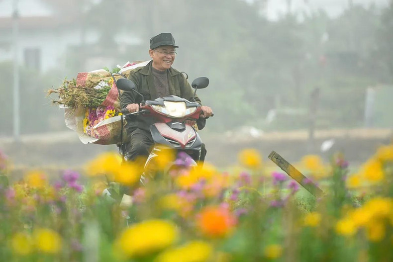 La alegría en el rostro de un cultivador. La alegría en el rostro de un cultivador.