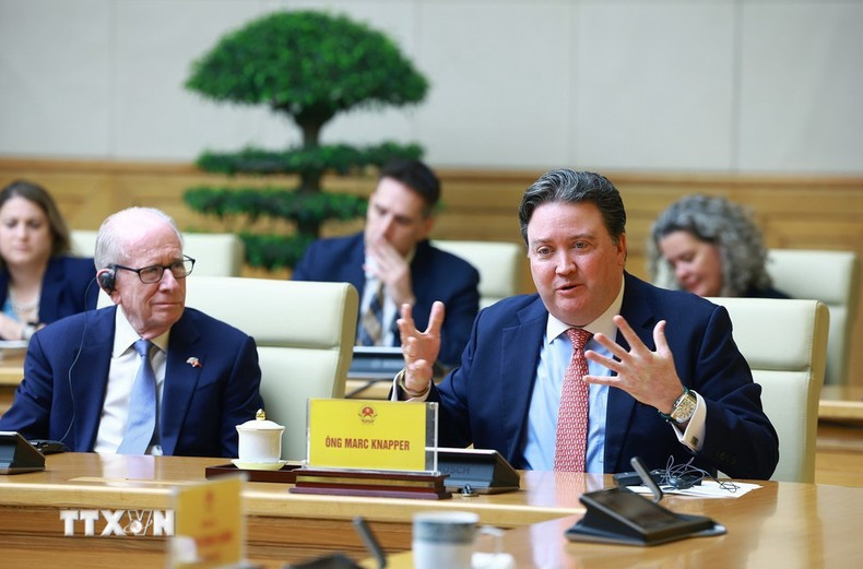 El embajador estadounidense en Hanói, Marc E. Knapper. El embajador estadounidense en Hanói, Marc E. Knapper.