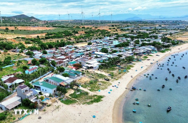 Área de planificación para la construcción de la planta nuclear Ninh Thuan 1 en la aldea de Vinh Truong, comuna de Phuoc Dinh, distrito de Thuan Nam, en la provincia de Ninh Thuan. (Foto: VNA) Área de planificación para la construcción de la planta nuclear Ninh Thuan 1 en la aldea de Vinh Truong, comuna de Phuoc Dinh, distrito de Thuan Nam, en la provincia de Ninh Thuan. (Foto: VNA)