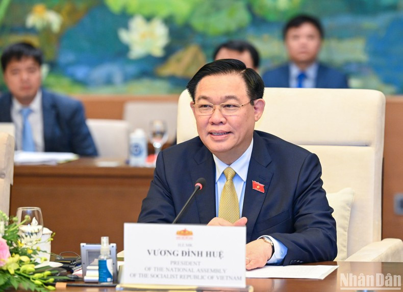 El titular legislativo vietnamita en el evento. El titular legislativo vietnamita en el evento.