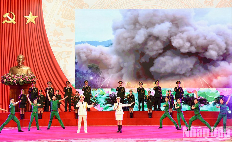 Programa artístico del evento. Programa artístico del evento.