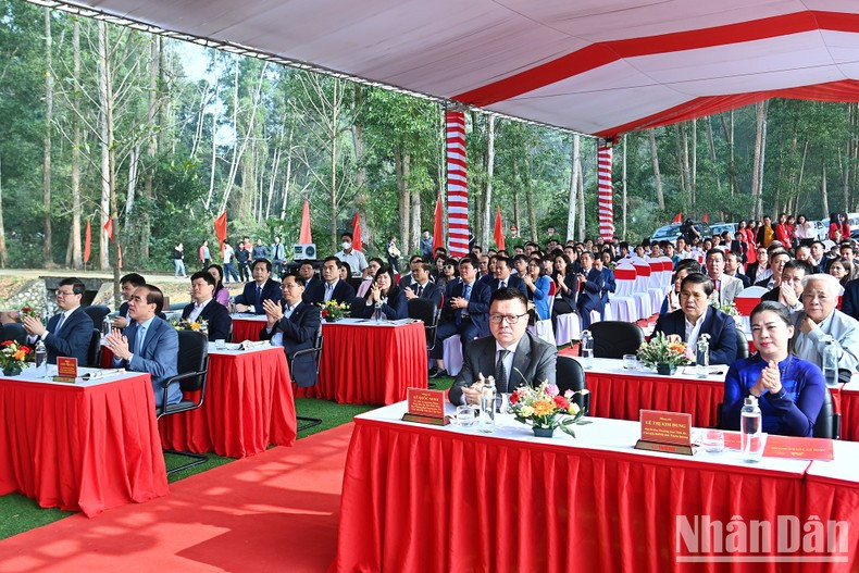 Los delegados en la ceremonia de inauguración. Los delegados en la ceremonia de inauguración.
