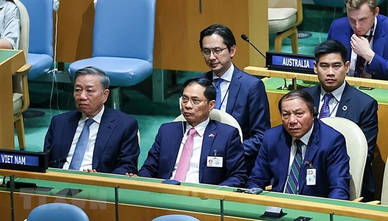 La delegación vietnamita en el evento. (Fotografía: VNA) La delegación vietnamita en el evento. (Fotografía: VNA)