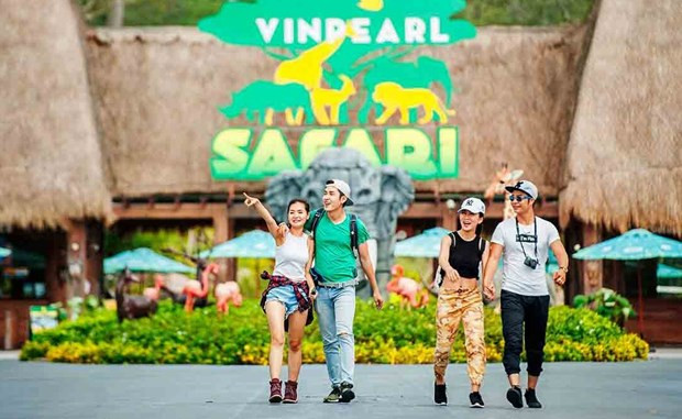 Turistas en Vinsafari Phu Quoc. (Fotografía: VNA) Turistas en Vinsafari Phu Quoc. (Fotografía: VNA)