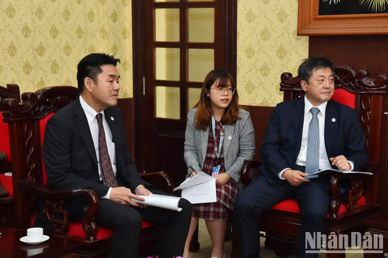 El nuevo representante de JICA en Vietnam, Sugano Yuichi. El nuevo representante de JICA en Vietnam, Sugano Yuichi.