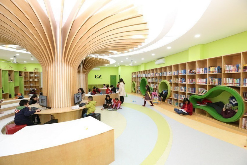 Menores disfrutan de libros en la Biblioteca de Cultura Infantil, dentro de la Biblioteca Nacional de Vietnam, en Hanói. Menores disfrutan de libros en la Biblioteca de Cultura Infantil, dentro de la Biblioteca Nacional de Vietnam, en Hanói.