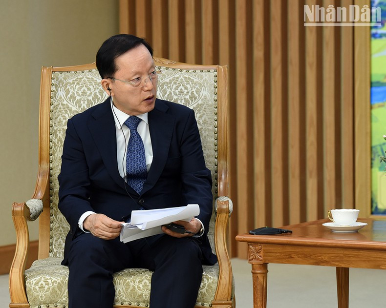 Park Hark Kyu agradece al Gobierno, al Primer Ministro y a las localidades de Vietnam por su apoyo y valora el entorno comercial y de inversión nacional.