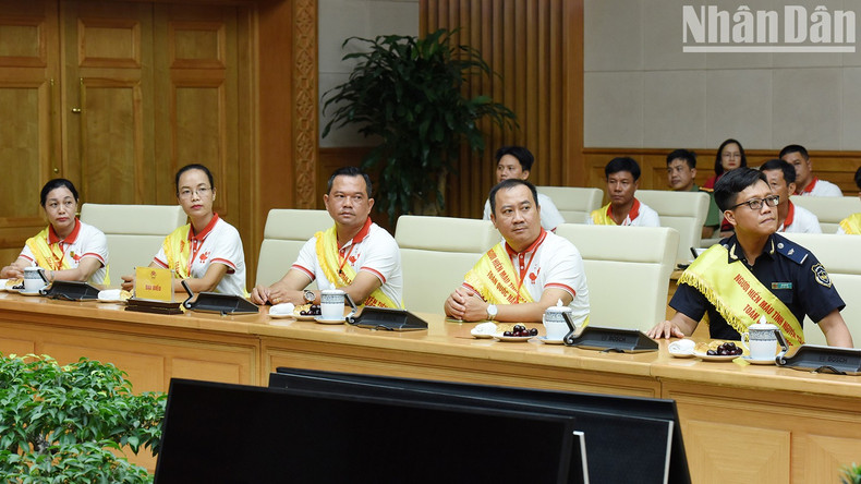 Los delegados son ejemplares donantes de sangre voluntarios nacionales en 2023.