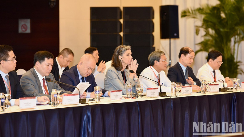 Los delegados participantes en el Foro.