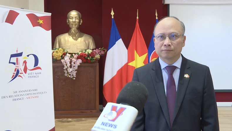 El embajador de Vietnam en Francia, Dinh Toan Thang, en la entrevista. (Fotografía: VNA) El embajador de Vietnam en Francia, Dinh Toan Thang, en la entrevista. (Fotografía: VNA)