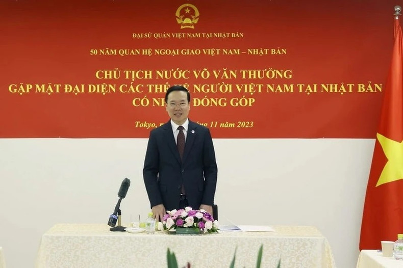 El presidente Vo Van Thuong habla en la reunión con la comunidad vietnamita en Japón. El presidente Vo Van Thuong habla en la reunión con la comunidad vietnamita en Japón.