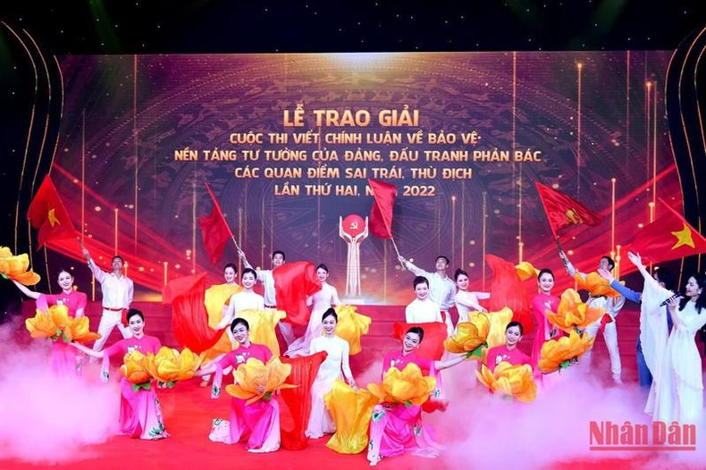 Espectáculo artístico en el evento. Espectáculo artístico en el evento.