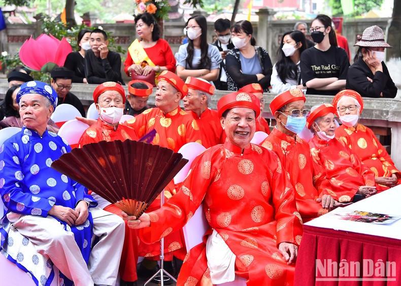 El Festival del Templo Lang fue declarado Patrimonio Nacional Inmaterial en 2019. El Festival del Templo Lang fue declarado Patrimonio Nacional Inmaterial en 2019.