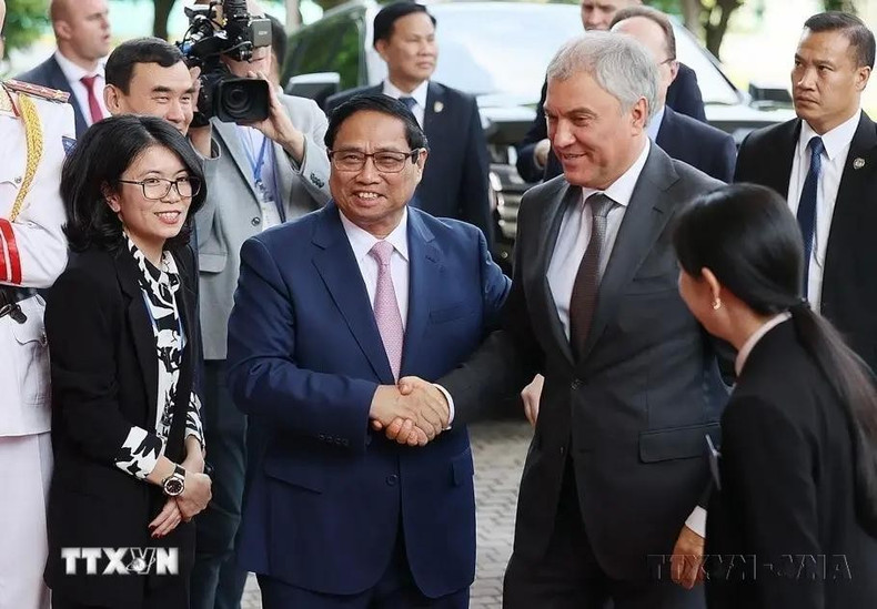 El primer ministro de Vietnam, Pham Minh Chinh, se reúne con el presidente de la Duma Estatal de la Asamblea Federal de Rusia, Vyacheslav Volodin, en visita oficial al país (2023). (Fotografía: VNA) El primer ministro de Vietnam, Pham Minh Chinh, se reúne con el presidente de la Duma Estatal de la Asamblea Federal de Rusia, Vyacheslav Volodin, en visita oficial al país (2023). (Fotografía: VNA)