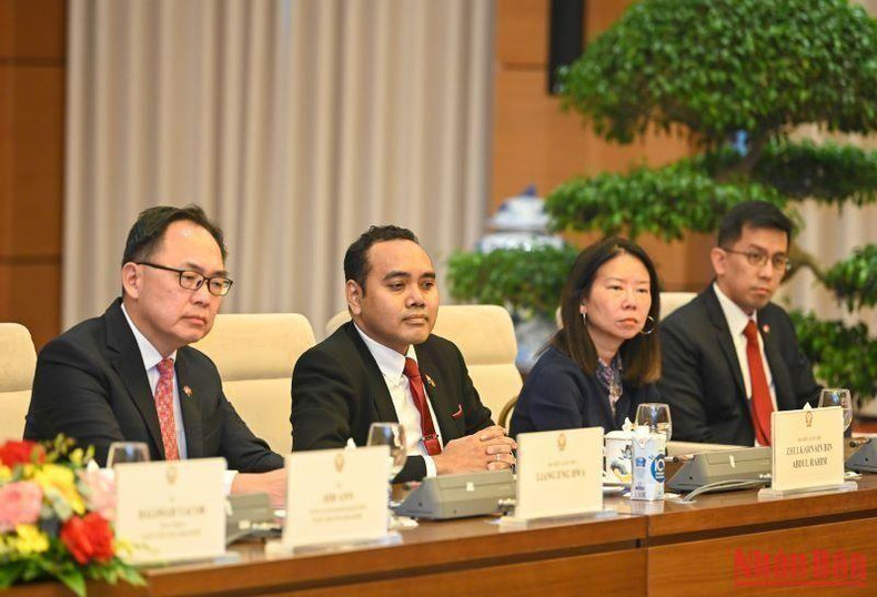 La delegación de Sigapur.