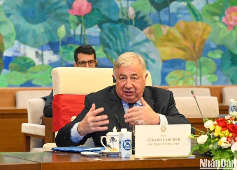 Gérard Larcher habla en el encuentro. Gérard Larcher habla en el encuentro.