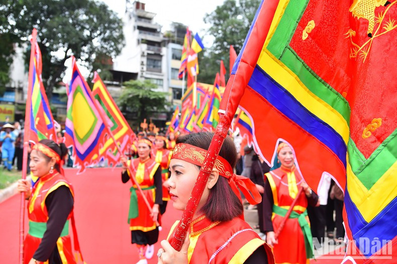En el pasado el Festival solía celebrarse durante 10 días. Hoy dura tres días, del 6 al 8 de marzo lunar. En el pasado el Festival solía celebrarse durante 10 días. Hoy dura tres días, del 6 al 8 de marzo lunar.
