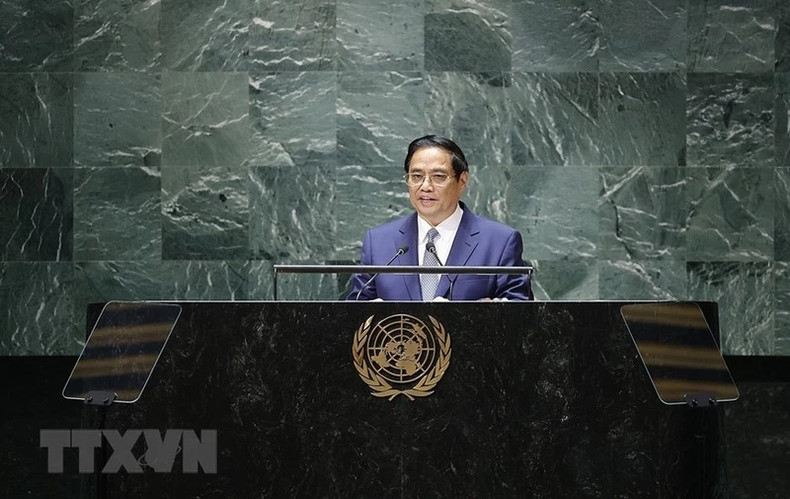 El primer ministro de Vietnam, Pham Minh Chinh, interviene en el debate general de alto nivel del 78 periodo de sesiones de la Asamblea General de la ONU. El primer ministro de Vietnam, Pham Minh Chinh, interviene en el debate general de alto nivel del 78 periodo de sesiones de la Asamblea General de la ONU.