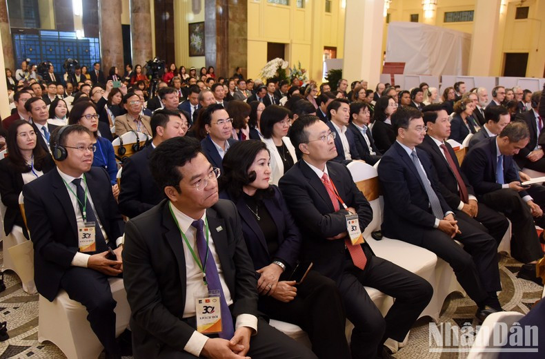 Delegados en la ceremonia.