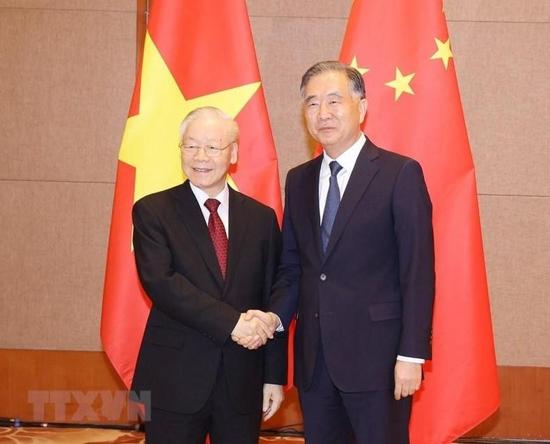 Nguyen Phu Trong se encuentra con Wang Yang.