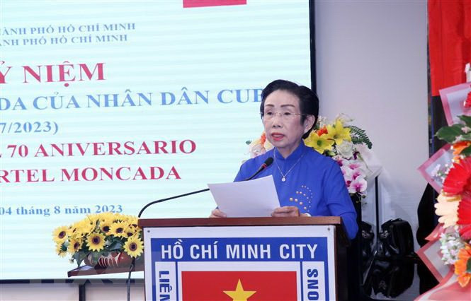 Truong Thi Hien, presidenta de la HUFO, habla en el evento. (Fotografía: VNA) Truong Thi Hien, presidenta de la HUFO, habla en el evento. (Fotografía: VNA)