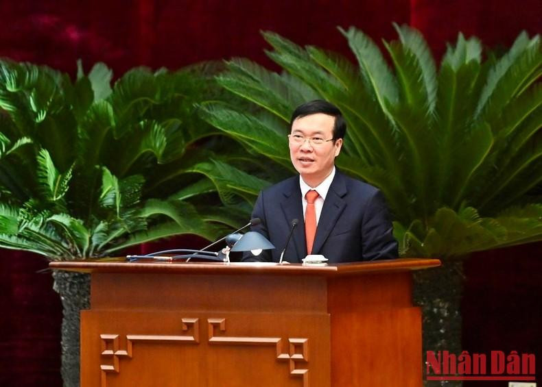 Vo Van Thuong habla en el evento. Vo Van Thuong habla en el evento.