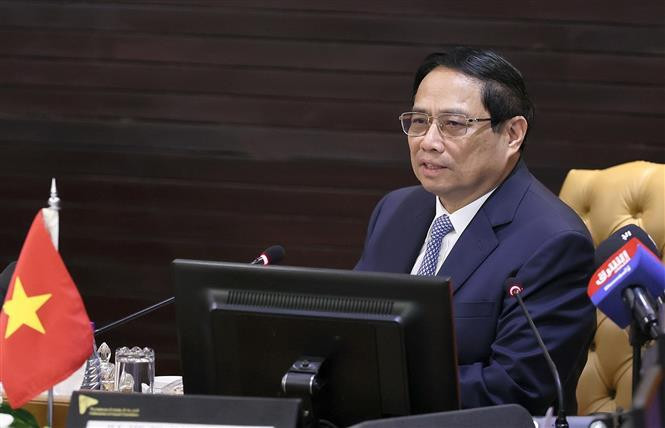 El primer ministro de Vietnam, Pham Minh Chinh, interviene en el Foro. (Fotografía: VNA) El primer ministro de Vietnam, Pham Minh Chinh, interviene en el Foro. (Fotografía: VNA)