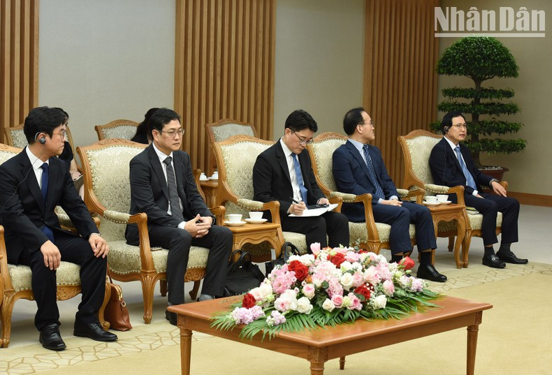 Miembros de la delegación de Samsung Electronics.