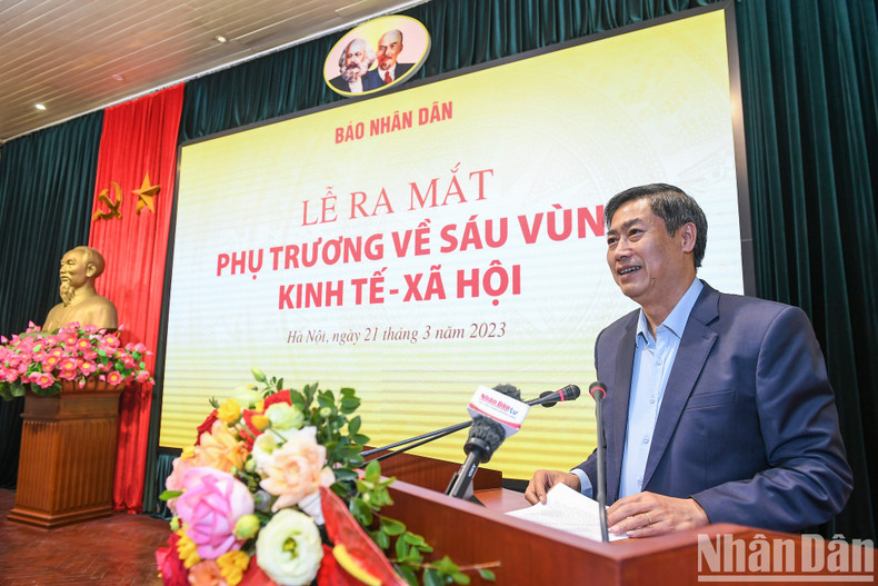 [Foto] Periódico Nhan Dan lanza subpágina sobre seis regiones socioeconómicas ảnh 6