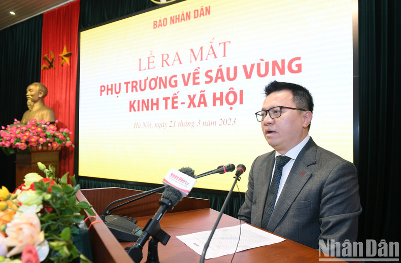 [Foto] Periódico Nhan Dan lanza subpágina sobre seis regiones socioeconómicas ảnh 3