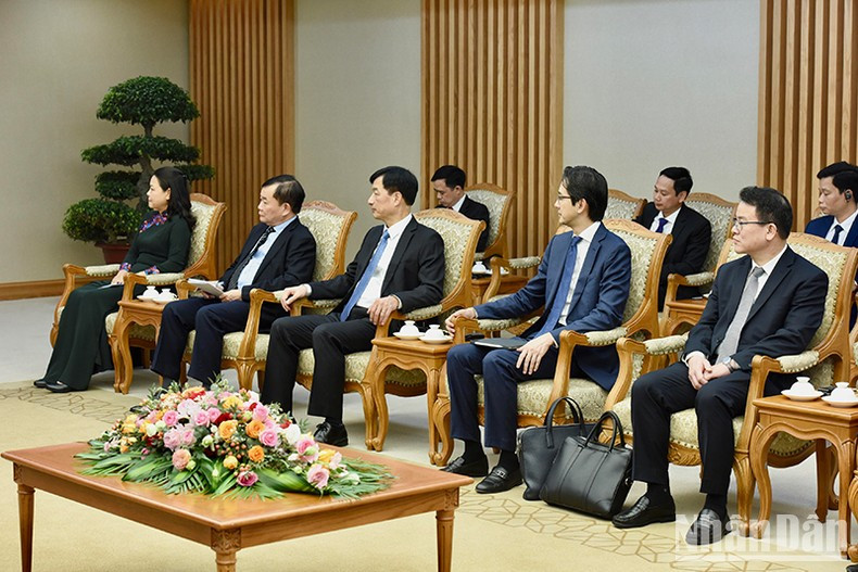 Representantes de los ministerios y sectores de Vietnam en el encuentro. Representantes de los ministerios y sectores de Vietnam en el encuentro.