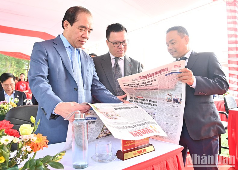 En la ocasión, se lanzan páginas de regiones económicas clave en todo el país. En la ocasión, se lanzan páginas de regiones económicas clave en todo el país.