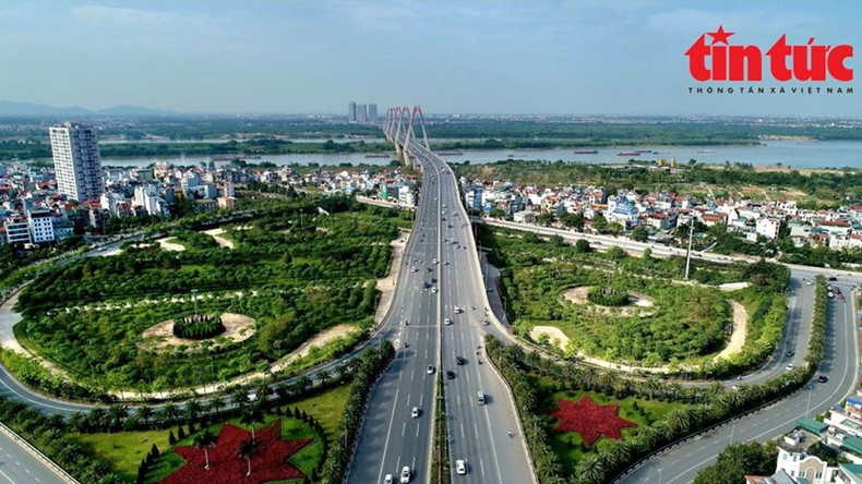 Hanói está acelerando su Planificación para el período 2021-2030 con visión a 2050 y ajustando la Planificación General a 2045 con visión a 2065, entre otros, especialmente la zonificación de ciudades satélite y la planificación de la construcción de distritos.