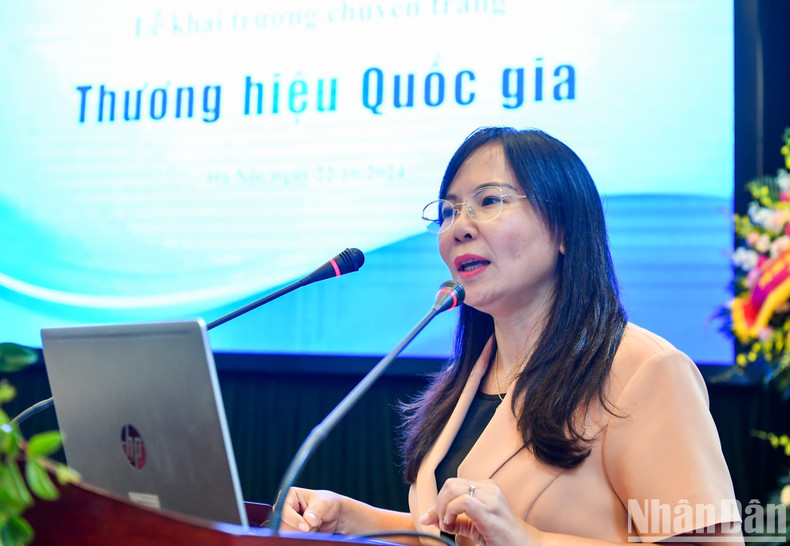 Dao Thuy Ha, directora general adjunta de la sociedad anónima Trapaco, interviene en el evento. Dao Thuy Ha, directora general adjunta de la sociedad anónima Trapaco, interviene en el evento.