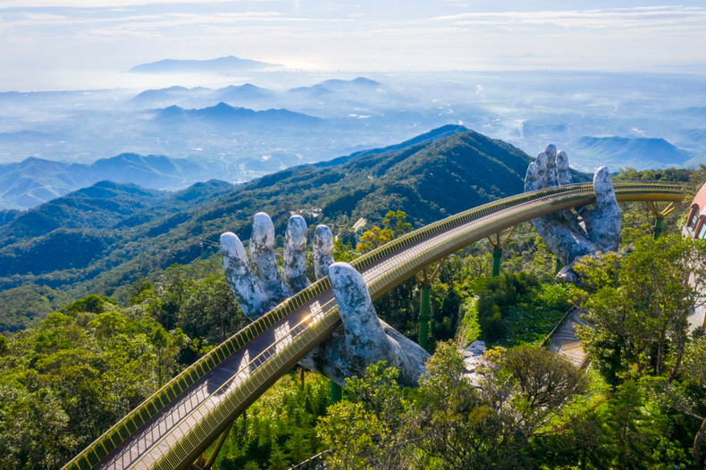La revista estadounidense Times clasificó al Puente Dorado en Da Nang como uno de los 100 destinos más maravillosos del planeta. (Foto: Vietnamtravel) La revista estadounidense Times clasificó al Puente Dorado en Da Nang como uno de los 100 destinos más maravillosos del planeta. (Foto: Vietnamtravel)